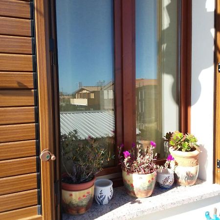 Casa Vacanze Antonella Pula A 750Mt Dal Centro. Zewnętrze zdjęcie