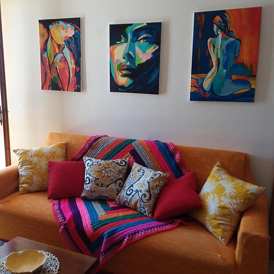 Casa Vacanze Antonella Pula A 750Mt Dal Centro. Zewnętrze zdjęcie