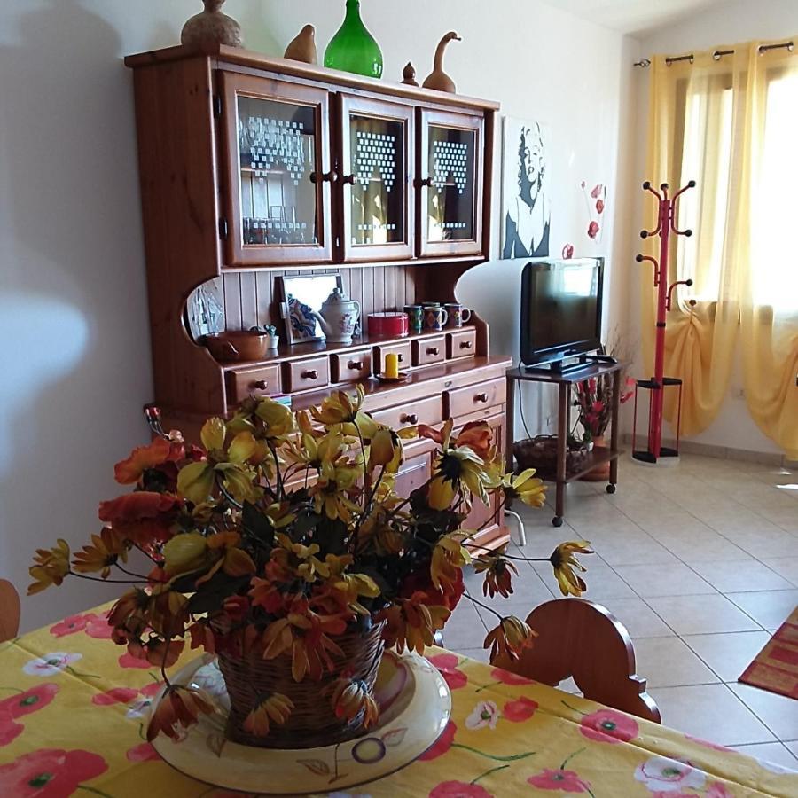 Casa Vacanze Antonella Pula A 750Mt Dal Centro. Zewnętrze zdjęcie